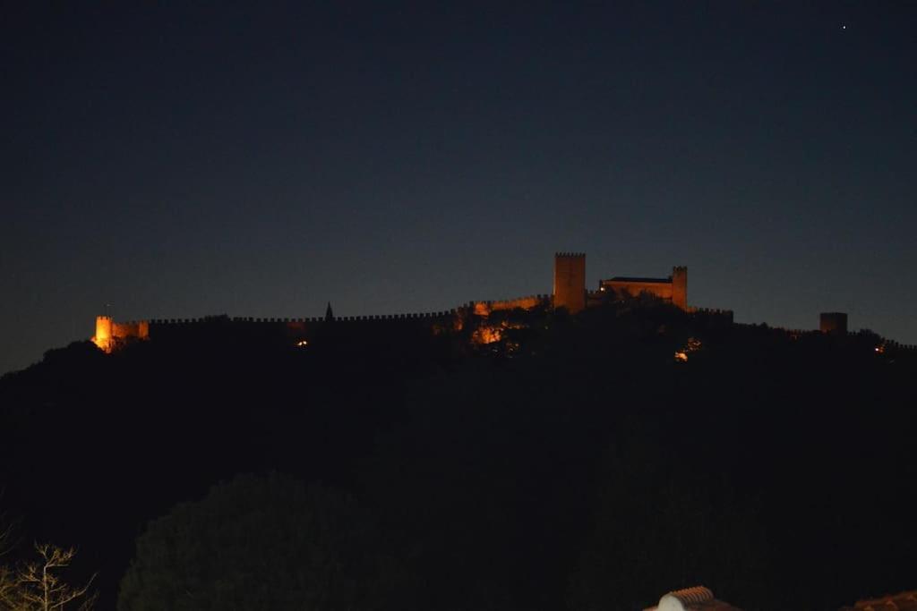 Casa Da Varzea - O Castelo A Janela!!! Óbidos Exteriör bild